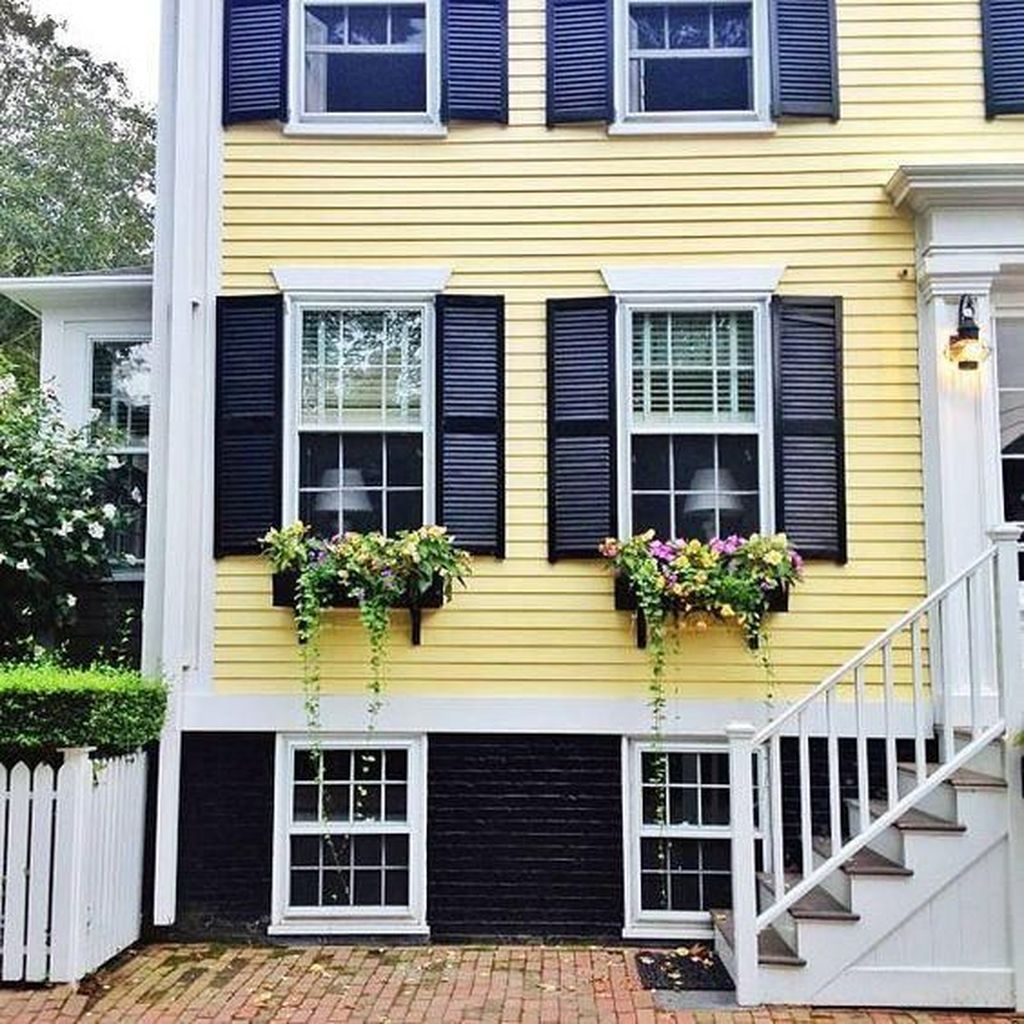 Groovy Yellow House Paint Colors to Energize Your Home's Exterior