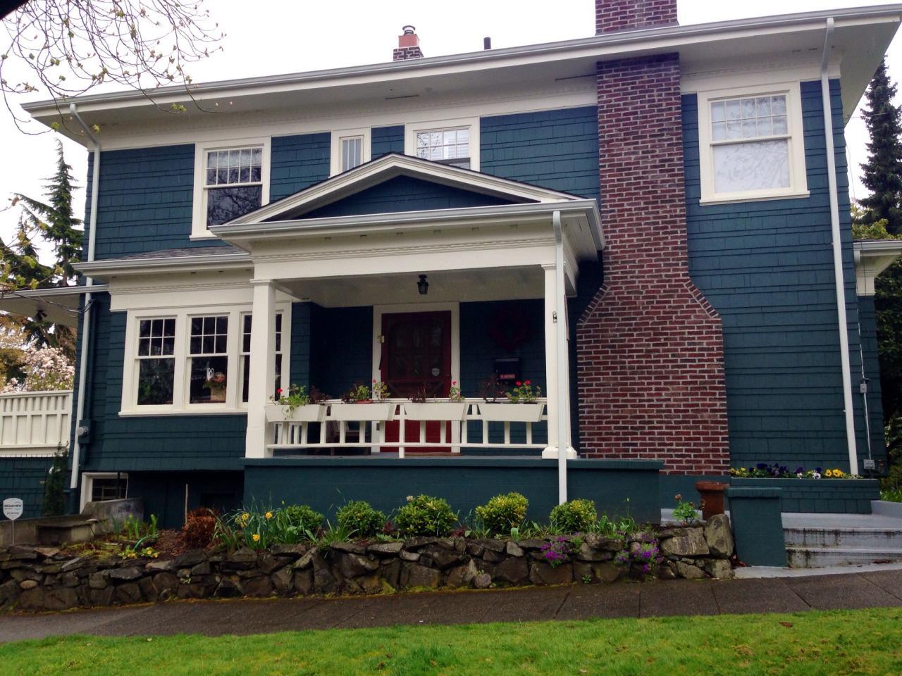 Dark Teal Exterior House Paint: Elevate Your Home's Curb Appeal