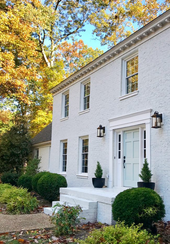 The Timeless Elegance of a Painted White Brick House: Is it Right for You?