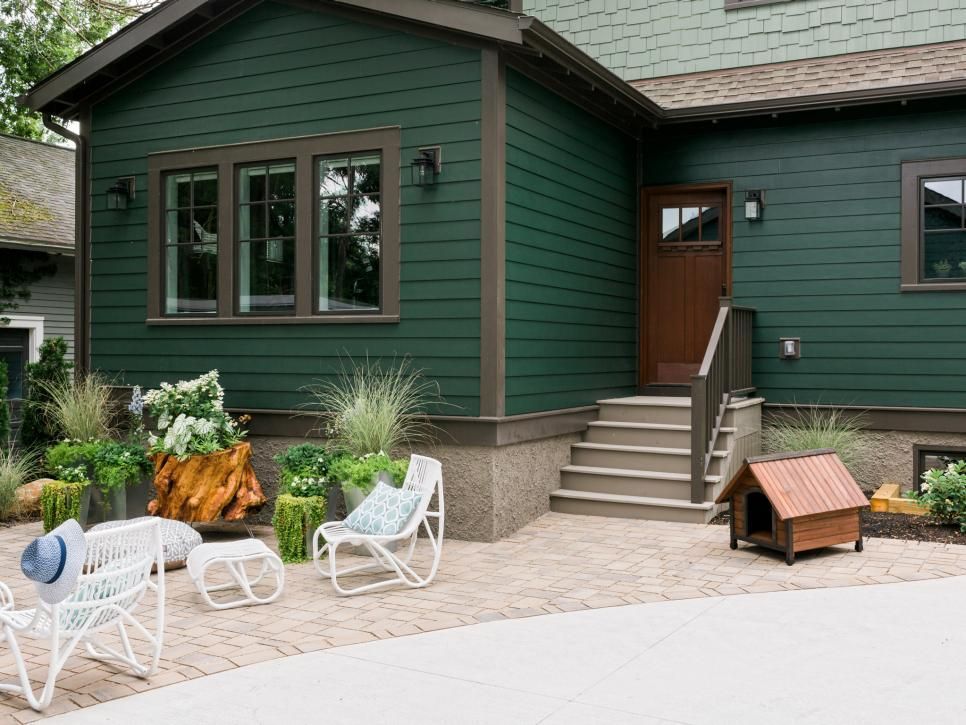 Forest Green Dark Green Exterior House Paint: The Lowdown