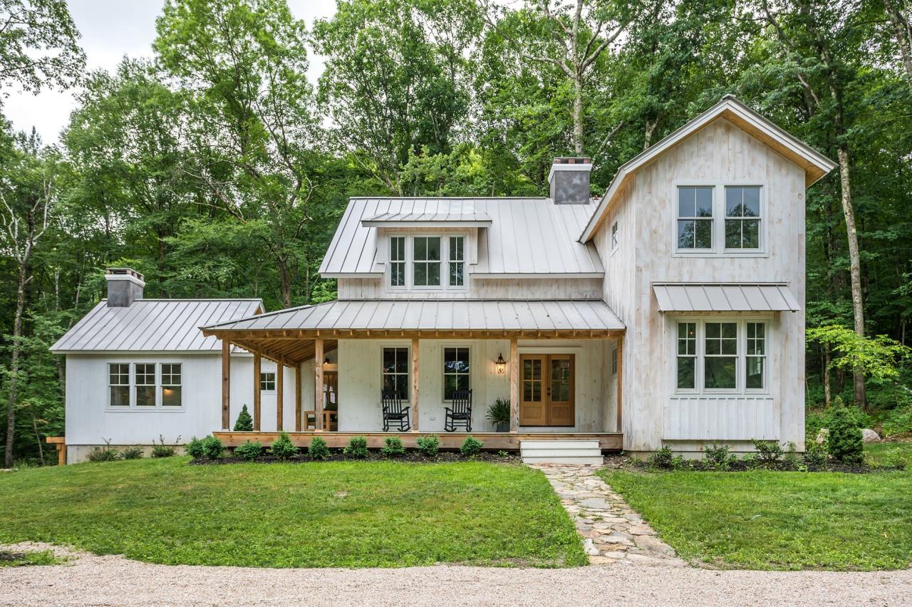 The Ultimate Guide to Farm House White Paint: Elevate Your Home's Style