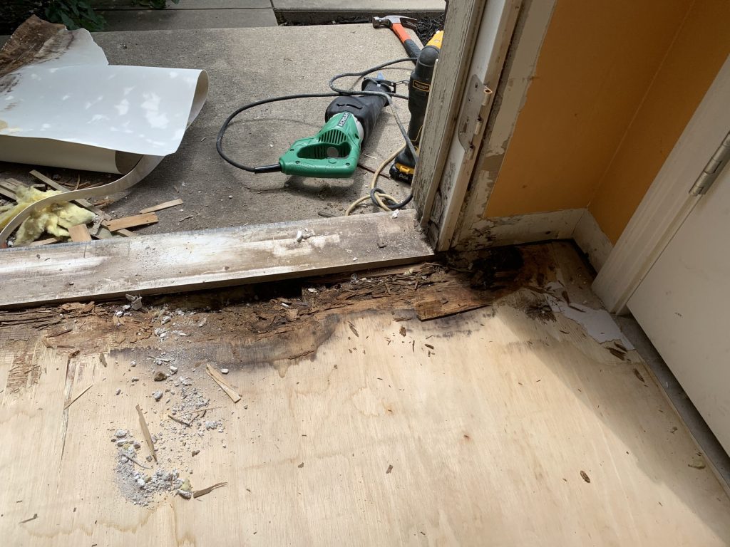 Content image for do house painters repair wood rot